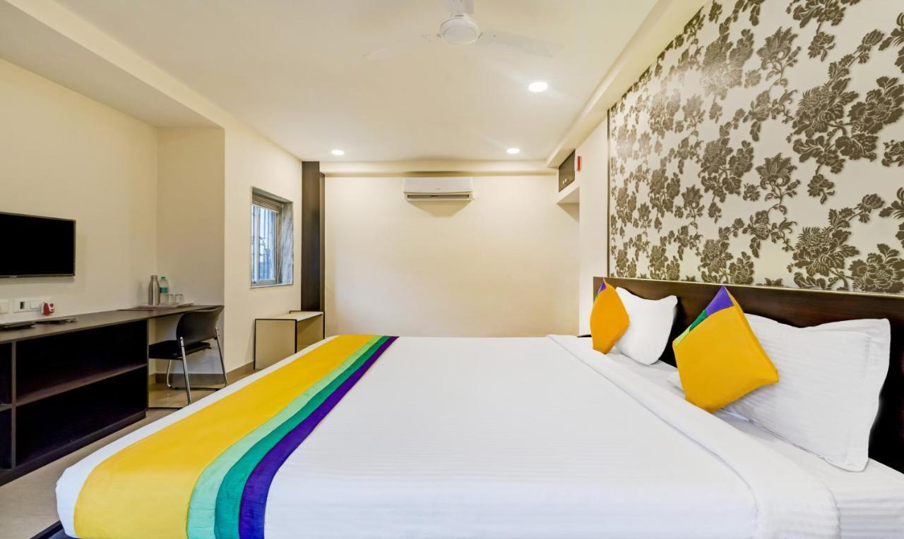 כלכותה Itsy Hotels Neeranand Plaza מראה חיצוני תמונה