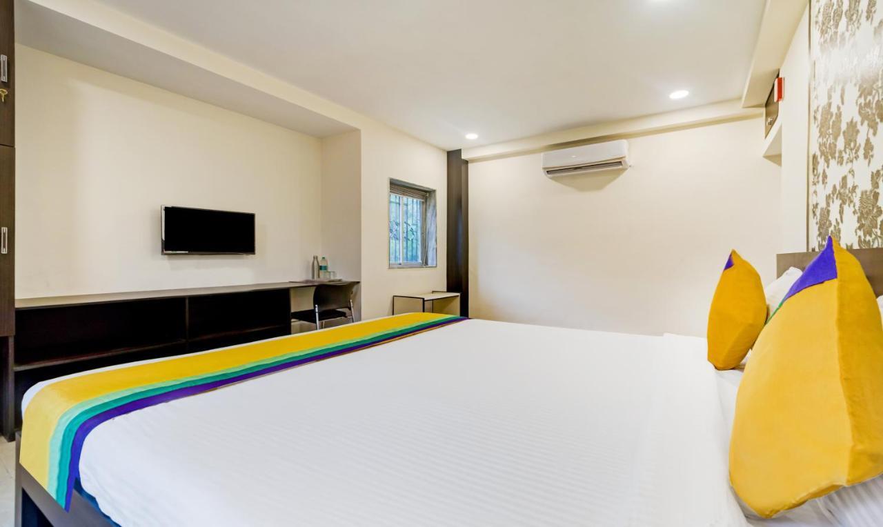 כלכותה Itsy Hotels Neeranand Plaza מראה חיצוני תמונה