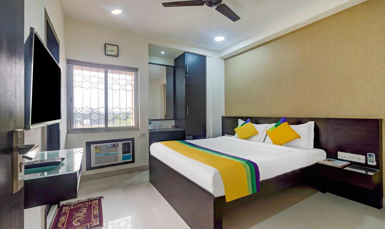 כלכותה Itsy Hotels Neeranand Plaza מראה חיצוני תמונה