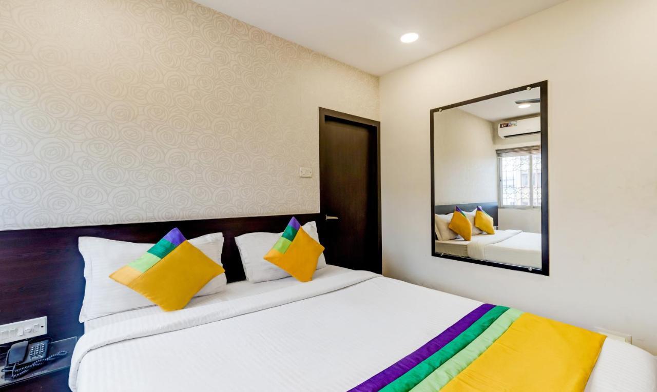 כלכותה Itsy Hotels Neeranand Plaza מראה חיצוני תמונה